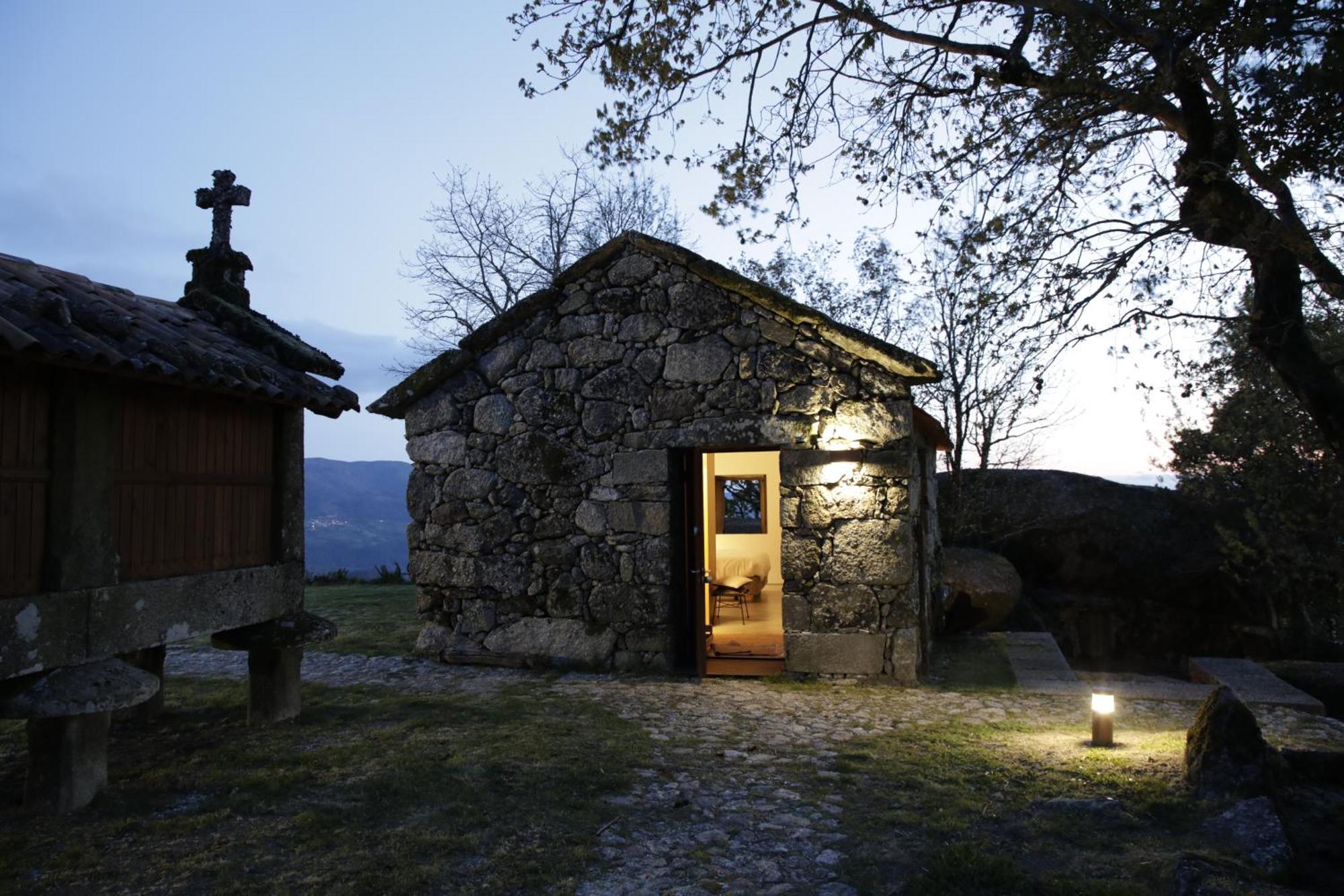 Geres - Leiras Do Tempo - Cottages Brufe Quarto foto